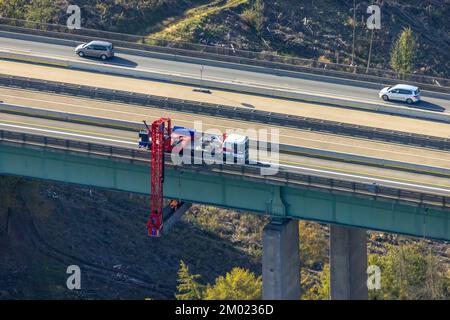 Luftbild, Baustelle Brückenprüfung Talbrücke Brunsbecke der Autobahn A45, Dahl, Hagen, Ruhrgebiet, Nordrhein-Westfalen, Deutschland, Autobahnbrücke, B Stockfoto