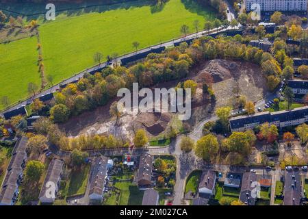 Luftbild, Baustelle mit Abriss Schulen, planter Wohnungsneubau zwischen Westender Weg und am Berge, Westende, Herdecke, Ruhrgebiet, Nordrhein-Westfa Stockfoto