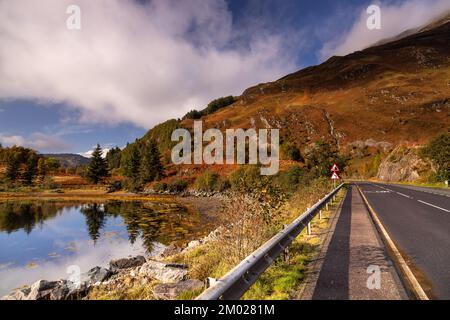 Loch Cluanie im Hochland Schottlands Stockfoto