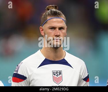 Doha, Katar. 3.. Dezember 2022. Walker Zimmerman von USA während des Spiels der FIFA-Weltmeisterschaft 2022 im Khalifa International Stadium, Doha. Der Bildausdruck sollte lauten: David Klein/Sportimage Credit: Sportimage/Alamy Live News Stockfoto