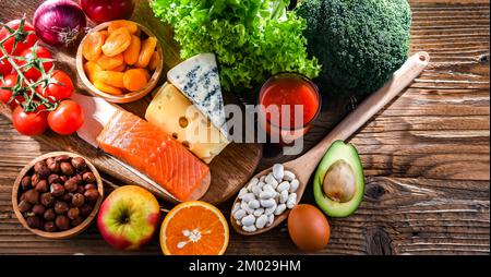 Lebensmittel, die die nutritarische Ernährung darstellen, die den allgemeinen Gesundheitszustand verbessern kann Stockfoto