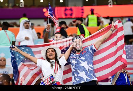 Al Rayyan, Katar. 03.. Dezember 2022. Fans USAAl Rayyan, 03.12.2022, FIFA Fussball WM 2022 in Katar, Achtelfinale, Niederlande - USA/Pressinphoto/Sipa USAPHOTO Guthaben: SIPA USA/Alamy Live News Stockfoto