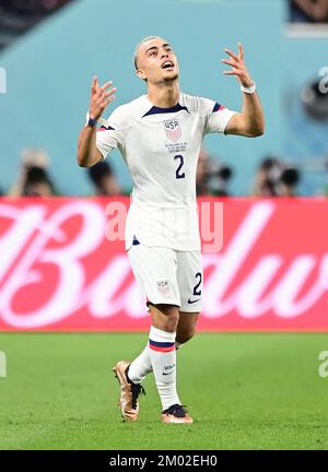 Al Rayyan, Katar. 03.. Dezember 2022. Sergino Dest (USA)Al Rayyan, 03.12.2022, FIFA Fussball WM 2022 in Katar, Achtelfinale, Niederlande - USA/Pressinphoto/Sipa USAPHOTO Credit: SIPA USA/Alamy Live News Stockfoto