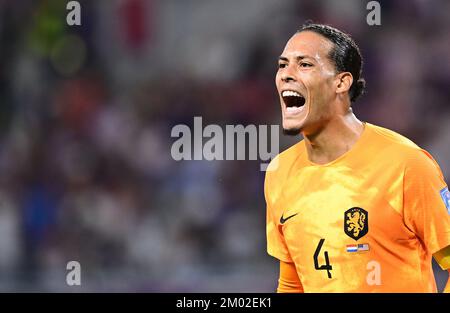 Al Rayyan, Katar. 03.. Dezember 2022. Virgil van Dijk (Niederlande)Al Rayyan, 03.12.2022, FIFA Fussball WM 2022 in Katar, Achtelfinale, Niederlande - USAV-Kredit: SIPA USA/Alamy Live News Stockfoto