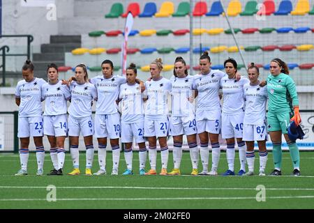 PALMA CAMPANIA, ITALIEN - DEZEMBER 03: Das Sampdoria Women Team posiert für das Foto vor der Women Serie Ein Spiel zwischen Pomigliano CF Women und Sampdoria Women im Stadio Comunale am 03. Dezember 2022 in Palma Campania, Italien - Foto von Nicola Ianuale Credit: Nicola Ianuale/Alamy Live News Stockfoto