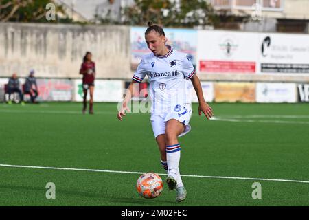 PALMA CAMPANIA, ITALIEN - DEZEMBER 03: Michela Giordano von Sampdoria Women in Action während der Women Serie A match between Pomigliano CF Women and Sampdoria Women at Stadio Comunale am 03. Dezember 2022 in Palma Campania, Italien - Foto von Nicola Ianuale Credit: Nicola Ianuale/Alamy Live News Stockfoto