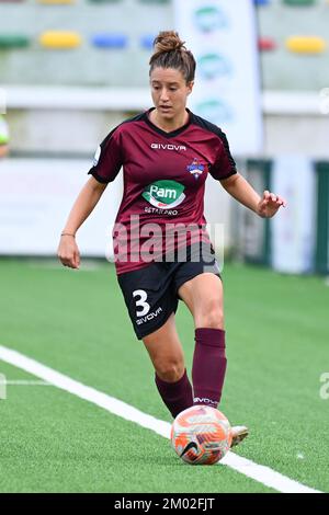 PALMA CAMPANIA, ITALIEN - DEZEMBER 03: Martina Fusini von Pomigliano CF Women in Action während der Women Serie A match between Pomigliano CF Women and Sampdoria Women at Stadio Comunale am 03. Dezember 2022 in Palma Campania, Italien - Foto von Nicola Ianuale Credit: Nicola Ianuale/Alamy Live News Stockfoto