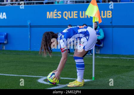 Barcelona, Spanien, 4tth. Dezember 2022: Nerea Eizagirre schlägt beim Finetwork Liga F-Spiel zwischen dem FC Barcelona Femeni und Real Sociedad in Estadi Johan Cruyff, Barcelona (Unnati Naidu/SPP). Kredit: SPP Sport Press Photo. Alamy Live News Stockfoto