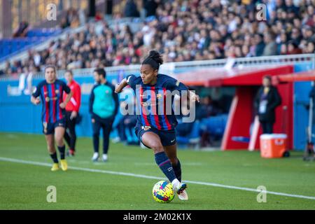 Barcelona, Spanien, 4tth. Dezember 2022: Geyse Ferreira in Aktion während des Finetwork Liga F-Spiels zwischen dem FC Barcelona Femeni gegen Real Sociedad im Estadi Johan Cruyff, Barcelona (Unnati Naidu/SPP) Kredit: SPP Sport Press Photo. Alamy Live News Stockfoto