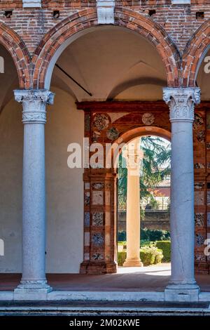 Innenhof des Palazzo Coaccompanying, Ferrara Italien Stockfoto