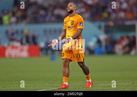 Doha, Katar. 03.. Dezember 2022. Memphis Depay of the Netherlands, während des Spiels zwischen den Niederlanden und den Vereinigten Staaten für die Runde 16 der FIFA-Weltmeisterschaft Katar 2022, Khalifa International Stadium diesen Samstag 03. 30761 (Heuler Andrey/SPP) Kredit: SPP Sport Press Photo. Alamy Live News Stockfoto