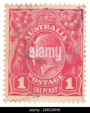 AUSTRALIEN — 1914: Ein roter Briefmarken mit 1 Pence, der ein Porträt von König George V (George Frederick Ernest Albert) zeigte, war König des Vereinigten Königreichs und der britischen Dominionen und Kaiser von Indien, vom 6. Mai 1910 bis zu seinem Tod im Jahr 1936. George wurde während der Herrschaft seiner Großmutter Queen Victoria geboren und war der zweite Sohn von Albert Edward, Prinz von Wales, und war der Dritte in der Nachfolge auf den britischen Thron hinter seinem Vater und seinem älteren Bruder, Prinz Albert Victor Stockfoto