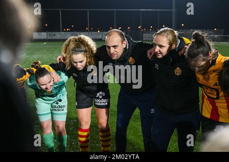 Aalter, Belgien. 03.. Dezember 2022. Cheftrainer Farid Goreishvand von KV Mechelen , das während eines Fußballspiels zwischen dem Club Brügge Dames YLA und KV Mechelen am 13. . Spieltag der Saison 2022 - 2023 der belgischen Lotto Womens Super League am samstag , den 5 . November 2022 in Aalter , Belgien , gezeigt wurde . FOTO SPORTPIX | DAVID CATRY Kredit: David Catry/Alamy Live News Stockfoto