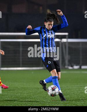 Aalter, Belgien. 03.. Dezember 2022. Febe Vanhaecke (3) aus Brügge, abgebildet während eines Fußballspiels zwischen Club Brügge Dames YLA und KV Mechelen am 13.. Spieltag der Saison 2022 - 2023 der belgischen Lotto Womens Super League, samstag, 5. November 2022 in Aalter, Belgien . FOTO SPORTPIX | DAVID CATRY Kredit: David Catry/Alamy Live News Stockfoto