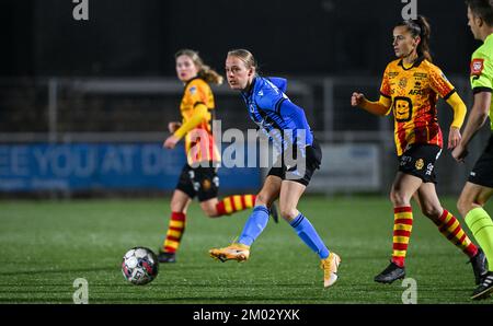 Aalter, Belgien. 03.. Dezember 2022. Melanie Gerrits (15) aus Brügge, abgebildet während eines Fußballspiels zwischen Club Brügge Dames YLA und KV Mechelen am 13.. Spieltag der Saison 2022 - 2023 der belgischen Lotto Womens Super League, samstag, den 5. November 2022 in Aalter, Belgien . FOTO SPORTPIX | DAVID CATRY Kredit: David Catry/Alamy Live News Stockfoto