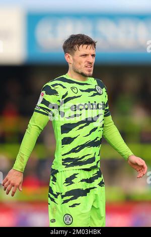 Nailsworth, Großbritannien. 03.. Dezember 2022. Josh March #28 of Forest Green Rovers während des Sky Bet League 1 Spiels Forest Green Rovers vs Cambridge United at the New Lawn, Nailsworth, Großbritannien, 3.. Dezember 2022 (Foto von Gareth Evans/News Images) in Nailsworth, Großbritannien, am 12./3. Dezember 2022. (Foto: Gareth Evans/News Images/Sipa USA) Guthaben: SIPA USA/Alamy Live News Stockfoto