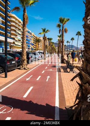 Hotels am 5 km langen Strand von Fuengirola an der Costa del Sol in Spanien Stockfoto