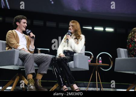 Sao Paulo, Sao Paulo, Brasilien. 3.. Dezember 2022. (INT) Stars der Amazon Prime Video-Serie nehmen an der Podiumsdiskussion auf der CCXP 22 Teil. Kredit: ZUMA Press, Inc./Alamy Live News Stockfoto