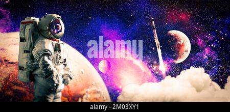 Astronaut-Raumfahrer, der für die Raumstation im Weltraum arbeitet. Elemente dieses Bildes, bereitgestellt von NASA-Weltraum-Astronauten-Fotos. Stockfoto
