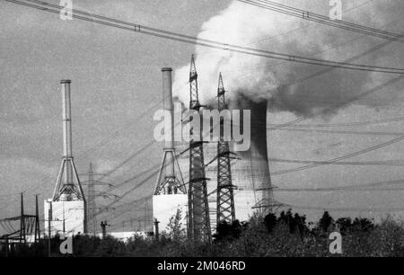 Mehr als 10 000 Gegner der Kernkraft und der Atomwaffen demonstrierten für ihre Ziele am 25.10.1980 in Lingen, Deutschland, Europa Stockfoto