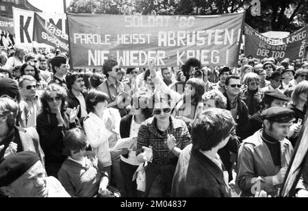 Der 35.-jährige Kongress zur Beendigung der faschistischen Herrschaft wurde von einer Demonstration und Kundgebung am 10. Mai 1980 in Mannheim begleitet Stockfoto