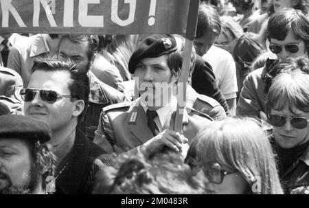 Der 35.-jährige Kongress zur Beendigung der faschistischen Herrschaft wurde von einer Demonstration und Kundgebung am 10. Mai 1980 in Mannheim begleitet Stockfoto