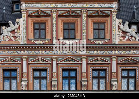 Prächtige Fassadendekoration im Haus zum Breiten Herde, Renaissancegebäude auf dem Fischmarkt, Erfurt, Thüringen, Deutschland, Europa Stockfoto