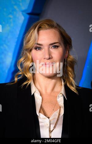 London, Großbritannien. 4. Dezember 2022 Kate Winslet nimmt an einem Fototermin für den neuen Film Avatar: The Way of Water im Corinthia Hotel in London Teil. Foto: Sonntag, 4. Dezember 2022. Das Foto sollte lauten: Matt Crossick/Empics/Alamy Live News Stockfoto