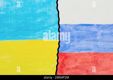 Flaggen Russlands und der Ukraine auf Papier gemalt. Russland gegen die Ukraine handelte mit Streitigkeiten und Anschlägen im Dritten Weltkrieg Stockfoto