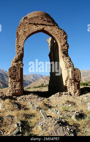 Chisht-e-Sharif, Provinz Herat, Afghanistan. Eine von zwei Ziegelkuppeln aus der Ghorid-Zeit in Chisht (oder Chist) im Westen Afghanistans. Stockfoto