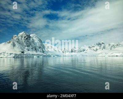 orne Hafen, antarktis, antarktis, antarktis Landschaft, Natur, eisgefüllte Berge, eisige Berge, Klimawandel, antaktische Halbinsel, Eisberge Stockfoto