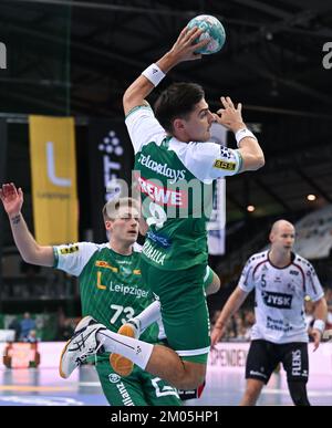 Leipzig, Deutschland. 04.. Dezember 2022. Handball: Bundesliga, SC DHfK Leipzig - SG Flensburg-Handewitt, Matchday 15, Arena Leipzig. Leipzigs Lucas Krzikalla in Aktion. Kredit: Hendrik Schmidt/dpa/Alamy Live News Stockfoto