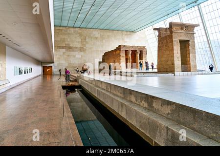 New York. Manhattan. Vereinigte Staaten. Das Metropolitan Museum of Art. Ägyptische Kunst. Tempel von Dendur Stockfoto