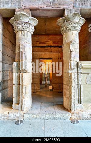 New York. Manhattan. Vereinigte Staaten. Das Metropolitan Museum of Art. Ägyptische Kunst. Tempel von Dendur Stockfoto