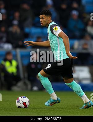 Dane Scarlett vom Portsmouth FC (Leihgabe von Tottenham) während des Sky Bet League 1-Spiels Wycombe Wanderers vs Portsmouth in Adams Park, High Wycombe, Großbritannien, 4.. Dezember 2022 (Foto von Nick Browning/News Images) Stockfoto