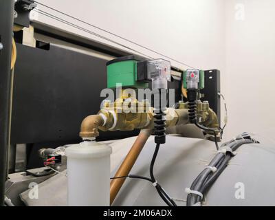 Elektrisches Magnetventil Zur Dampfsteuerung Im Sterilisationsgerät Stockfoto
