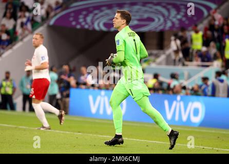 Polnischer Torwart Wojciech Szczesny während der FIFA-Weltmeisterschaft 2022, Runde des 16. Fußballspiels zwischen Frankreich und Polen am 4. Dezember 2022 im Al Thumama Stadium in Doha, Katar - Photo Jean Catuffe / DPPI Stockfoto