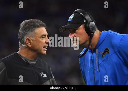 DETROIT, MI - 04. DEZEMBER: Detroit Lions Head Coach Dan Campbell während des Spiels zwischen Jacksonville Jaguars und Detroit Lions am 4. Dezember 2022 in Detroit, MI (Foto: Allan Dranberg/CSM) Stockfoto