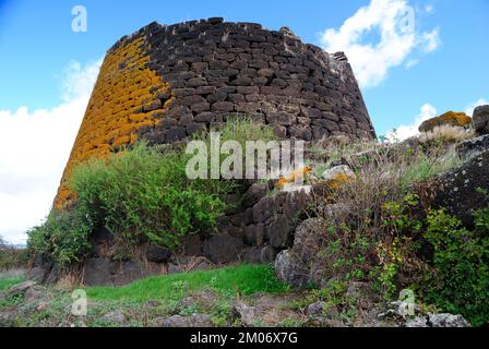 Blick auf Nuraghe OES Stockfoto