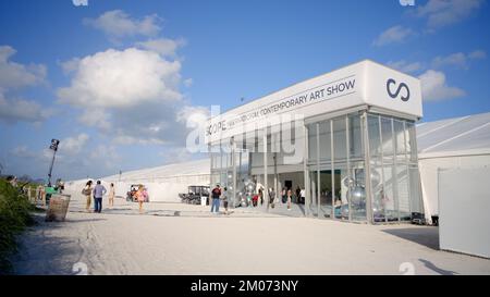 Miami Beach, FL, USA - 2. Dezember 2022: Scope International Contemporary Art Show Miami Beach Stockfoto