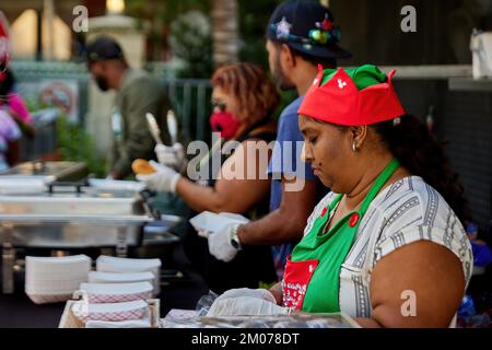 04. Dezember 2022, Sunrise, Florida, USA: Christmas cheer for Kids, jährliche Live-Auftritte und Spielzeugfahrt für Kinder aus armen Familien in Südflorida. Stockfoto