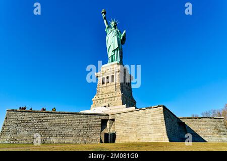 New York. Manhattan. Vereinigte Staaten. Die Freiheitsstatue auf Liberty Island Stockfoto