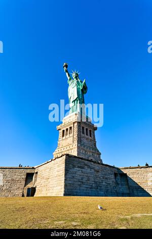 New York. Manhattan. Vereinigte Staaten. Die Freiheitsstatue auf Liberty Island Stockfoto