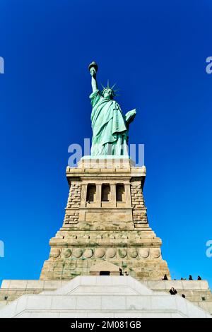 New York. Manhattan. Vereinigte Staaten. Die Freiheitsstatue auf Liberty Island Stockfoto