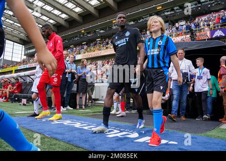 BRUGGES, BELGIEN - 21. AUGUST: Clinton Mata vom Club Brugge KV während des Jupiler Pro League-Spiels zwischen Club Brugge KV und KV Kortrijk am 21. August 2022 im Jan Breydelstadion in Brugges, Belgien (Foto: Joris Verwijst/Orange Picles) Stockfoto