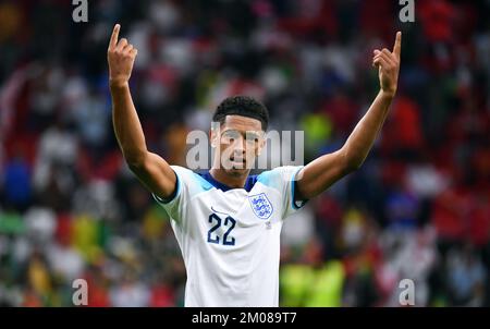 Fußball-Weltmeisterschaft 2022, Katar, Al Bayt Stadium; England gegen Senegal; Jude Bellingham Stockfoto