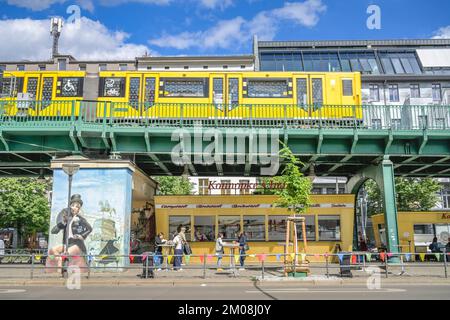 U-Bahn, Konnopke's Imbiß, Schönhauser Allee, Prenzlauer Berg, Pankow, Berlin, Deutschland Stockfoto