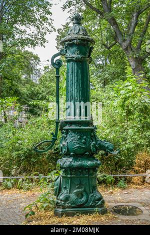 Alte Wasserpumpe, Winterfeldtplatz, Schöneberg, Tempelhof-Schöneberg, Berlin, Deutschland Stockfoto