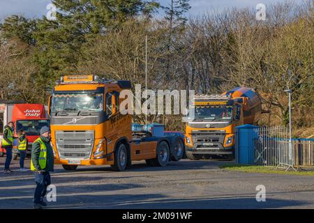 Barryroe Macra Truck and Tractor Run in Aid of Clonakilty Community Hospital and Marymount University Hospital and Hospice, November 2022 Stockfoto