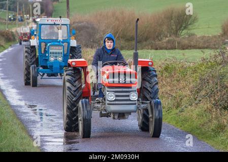 Barryroe Macra Truck and Tractor Run in Aid of Clonakilty Community Hospital and Marymount University Hospital and Hospice, November 2022 Stockfoto